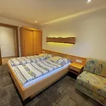 Haus Apartment *