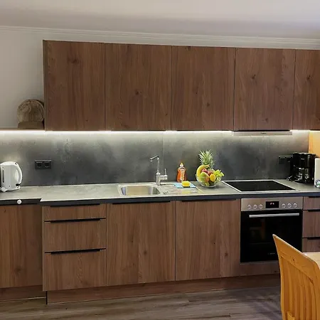 Apartment Haus *